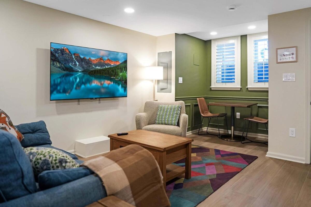 2 Blocks From The Us Capitol Apartment *