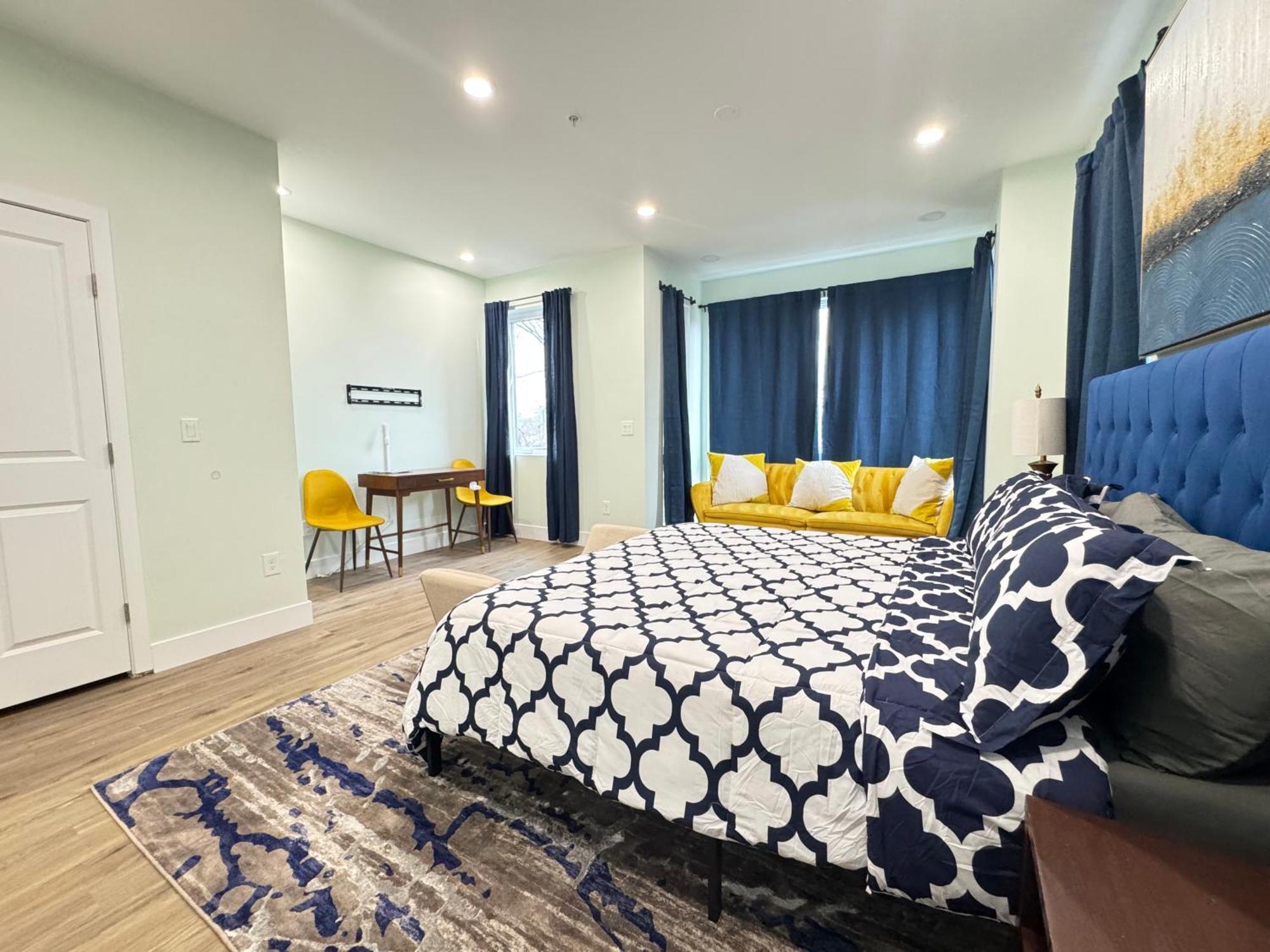 Lux Spacious Townhouse 4br In Dc Holiday home *