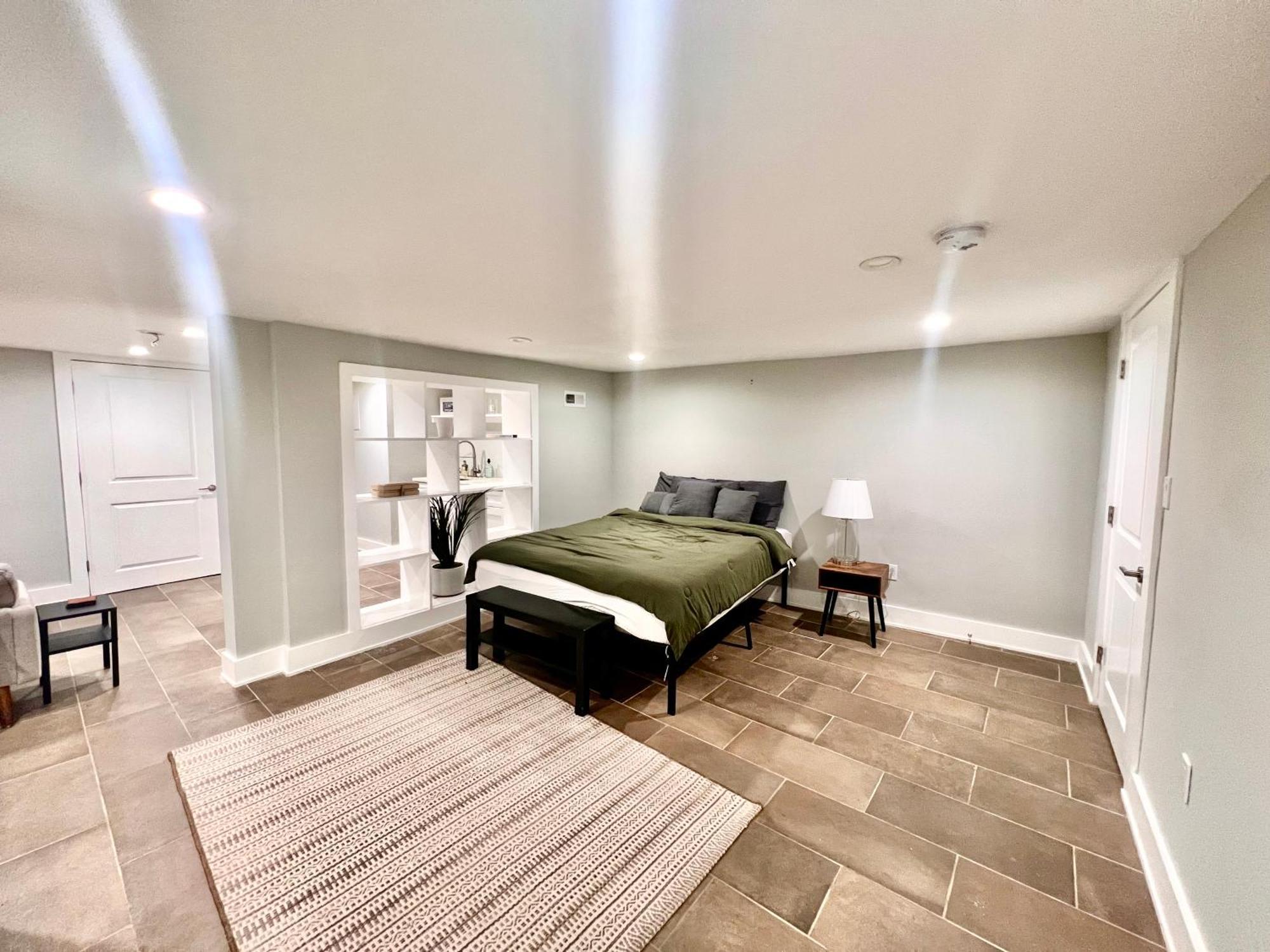 Cozy New Basement In Dc Near Metro Apartment *