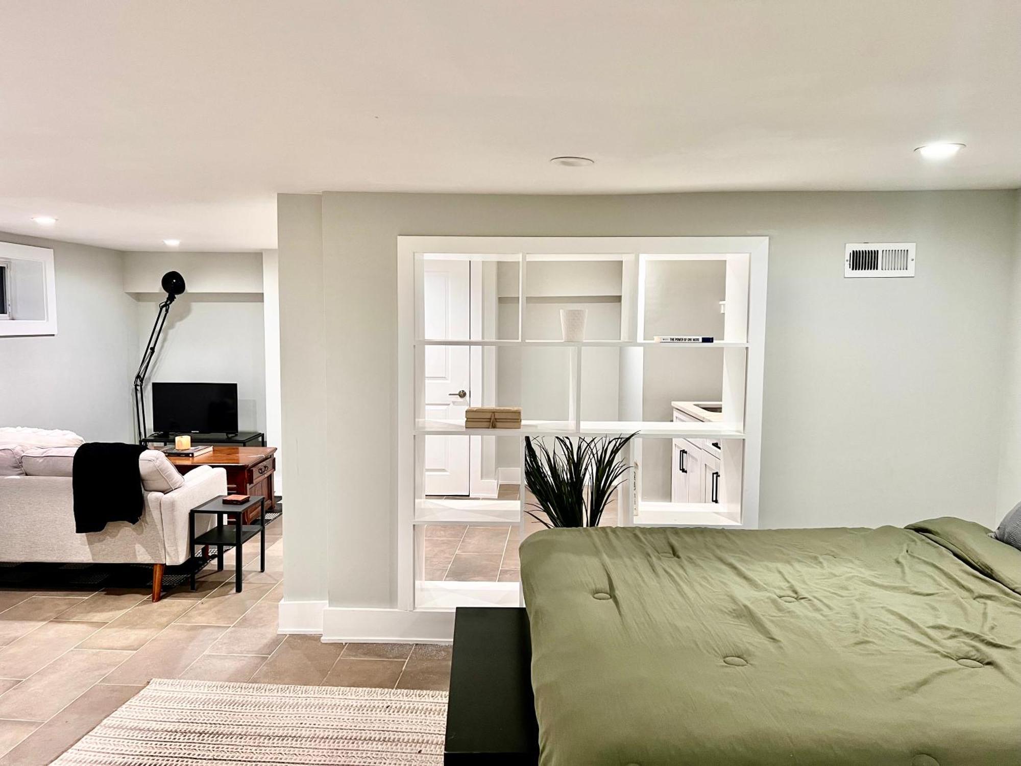 Cozy New Basement In Dc Near Metro Apartment *