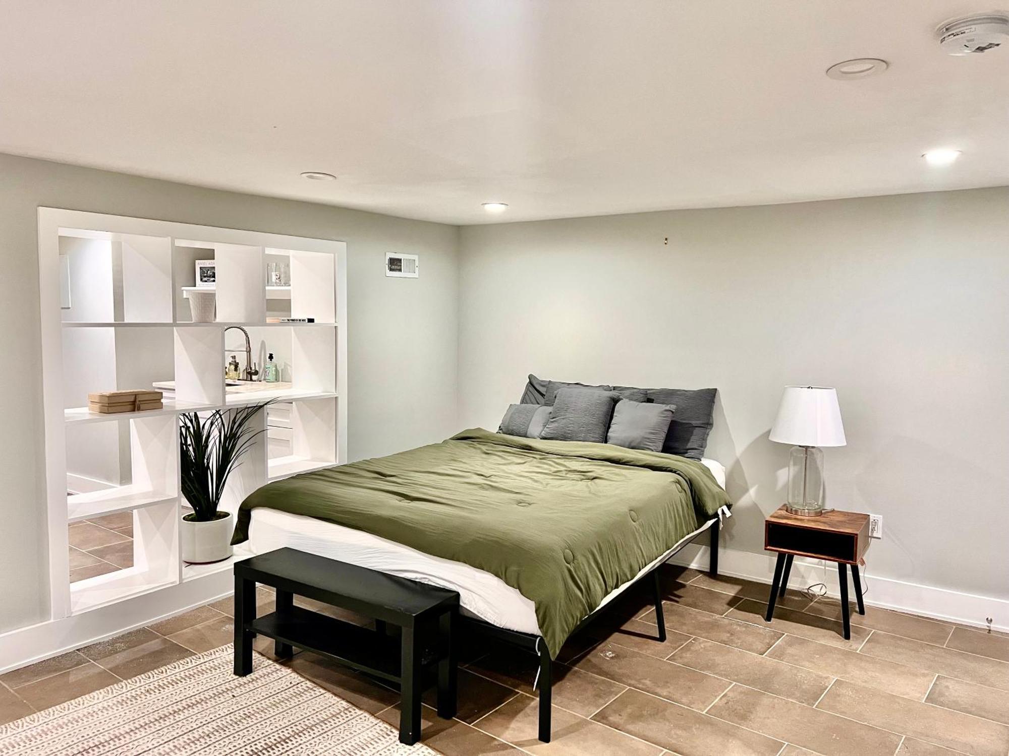 Cozy New Basement In Dc Near Metro