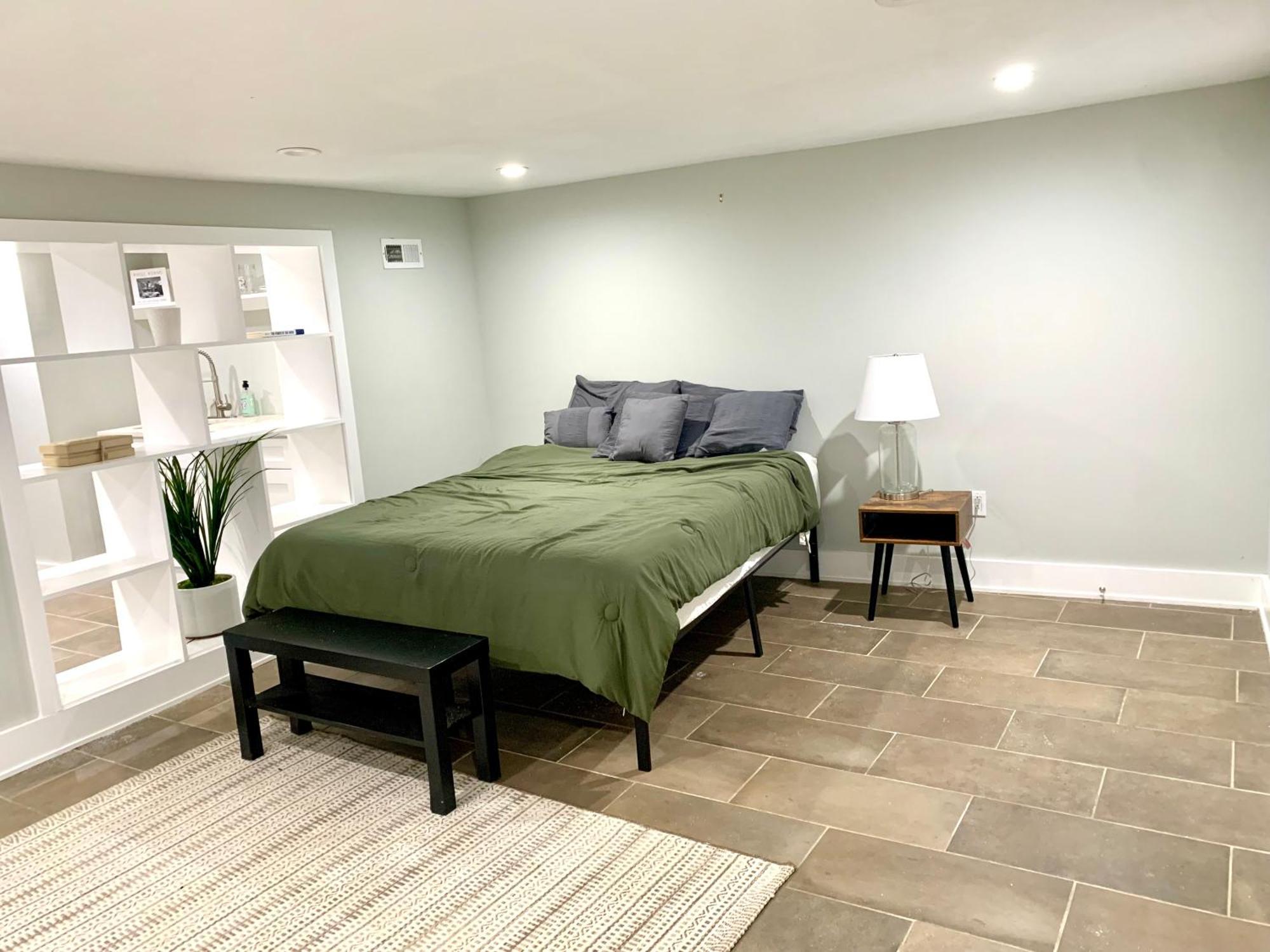Cozy New Basement In Dc Near Metro * Washington
