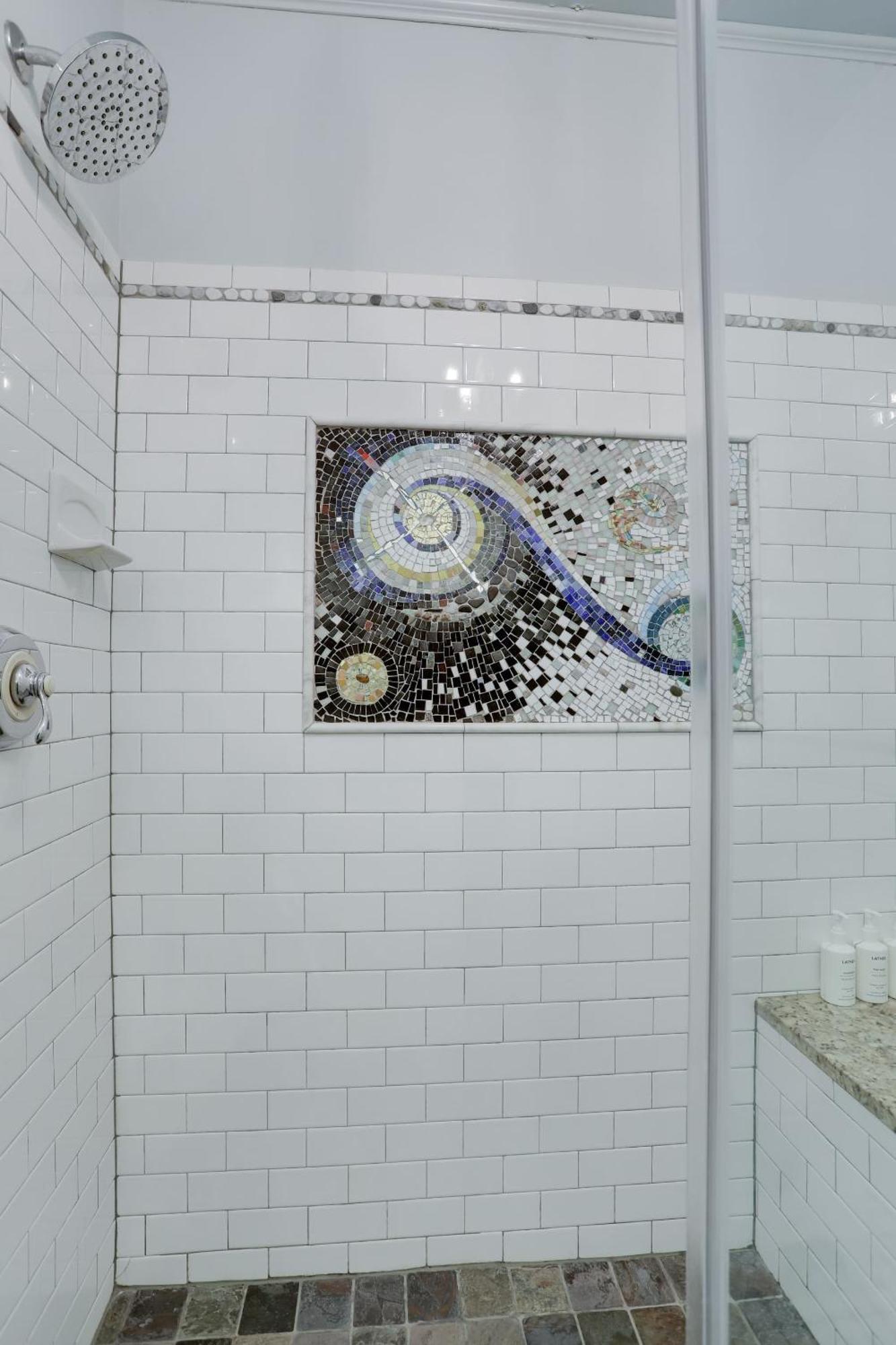 Sojourn Eclectic Capitol Hill Sleeps 4