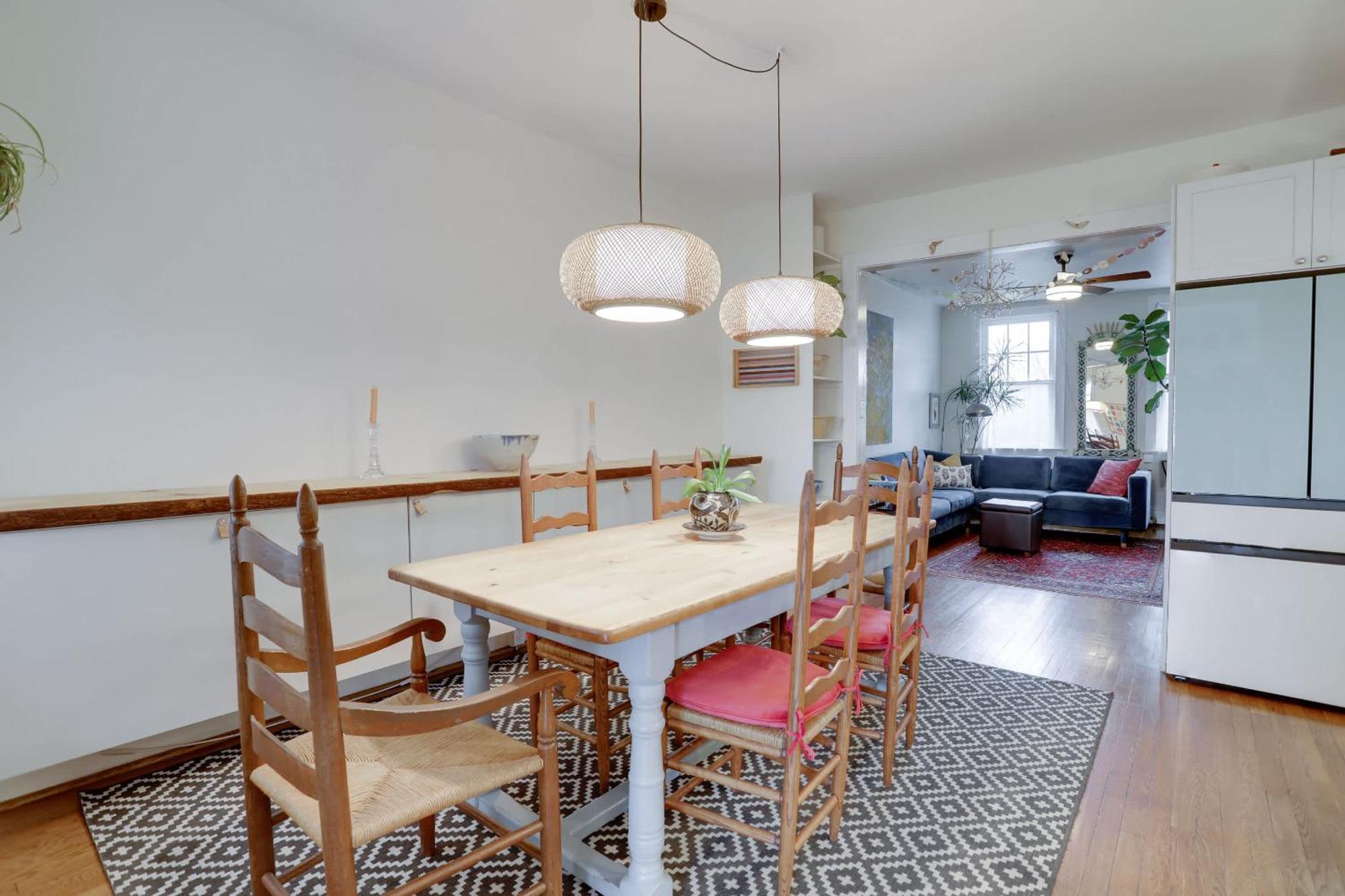 Sojourn Eclectic Capitol Hill Sleeps 4 * Washington