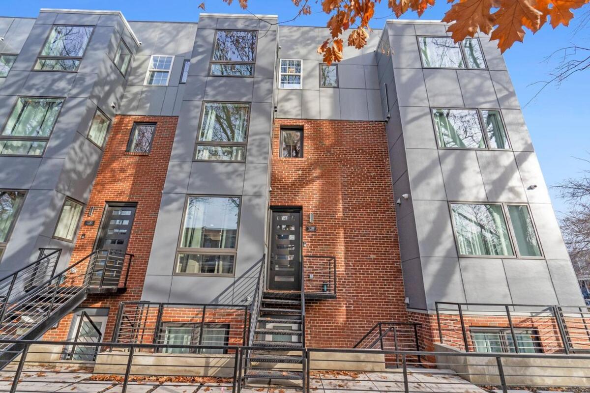 Apartment Townhouse At Capitol Hill 2 With Roof *
