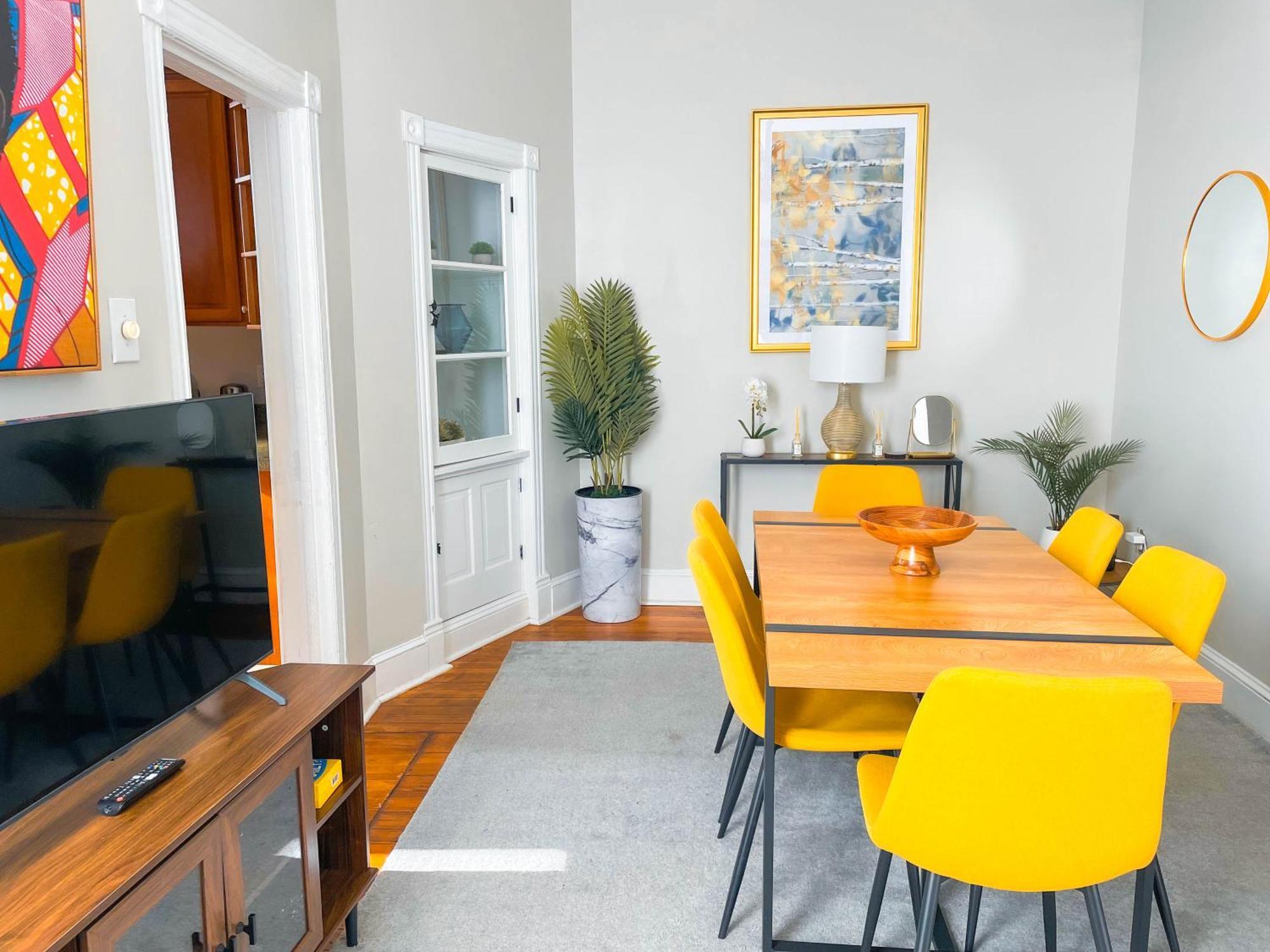 Columbia Heights Townhouse Bed & Breakfast Washington
