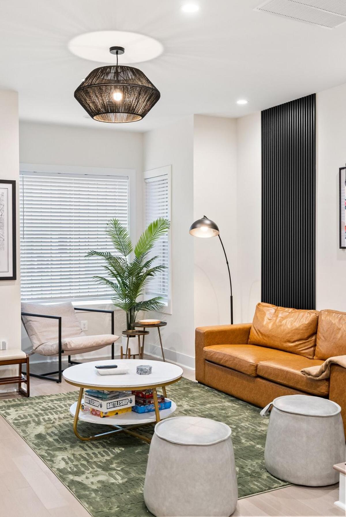 Modern Dc - 3 Bedroom With Parking Holiday home Washington