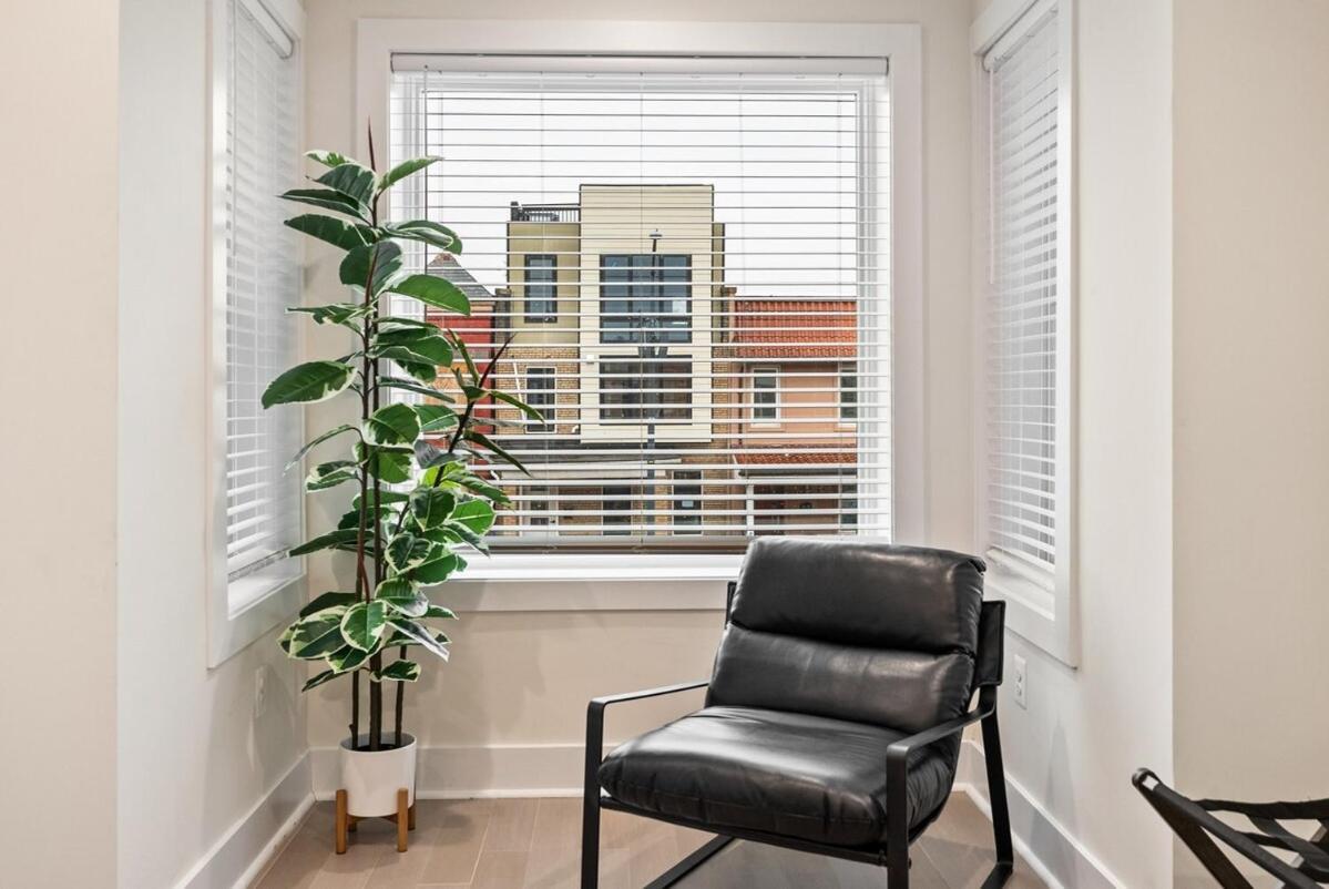 Modern Dc - 3 Bedroom With Parking