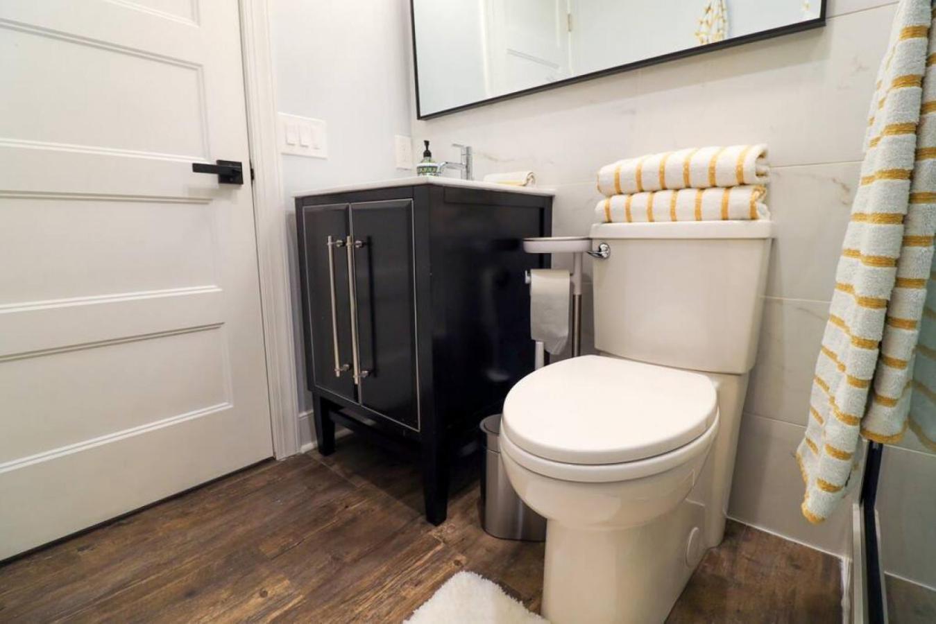Basement In Renovated 110 Yo Row Washington