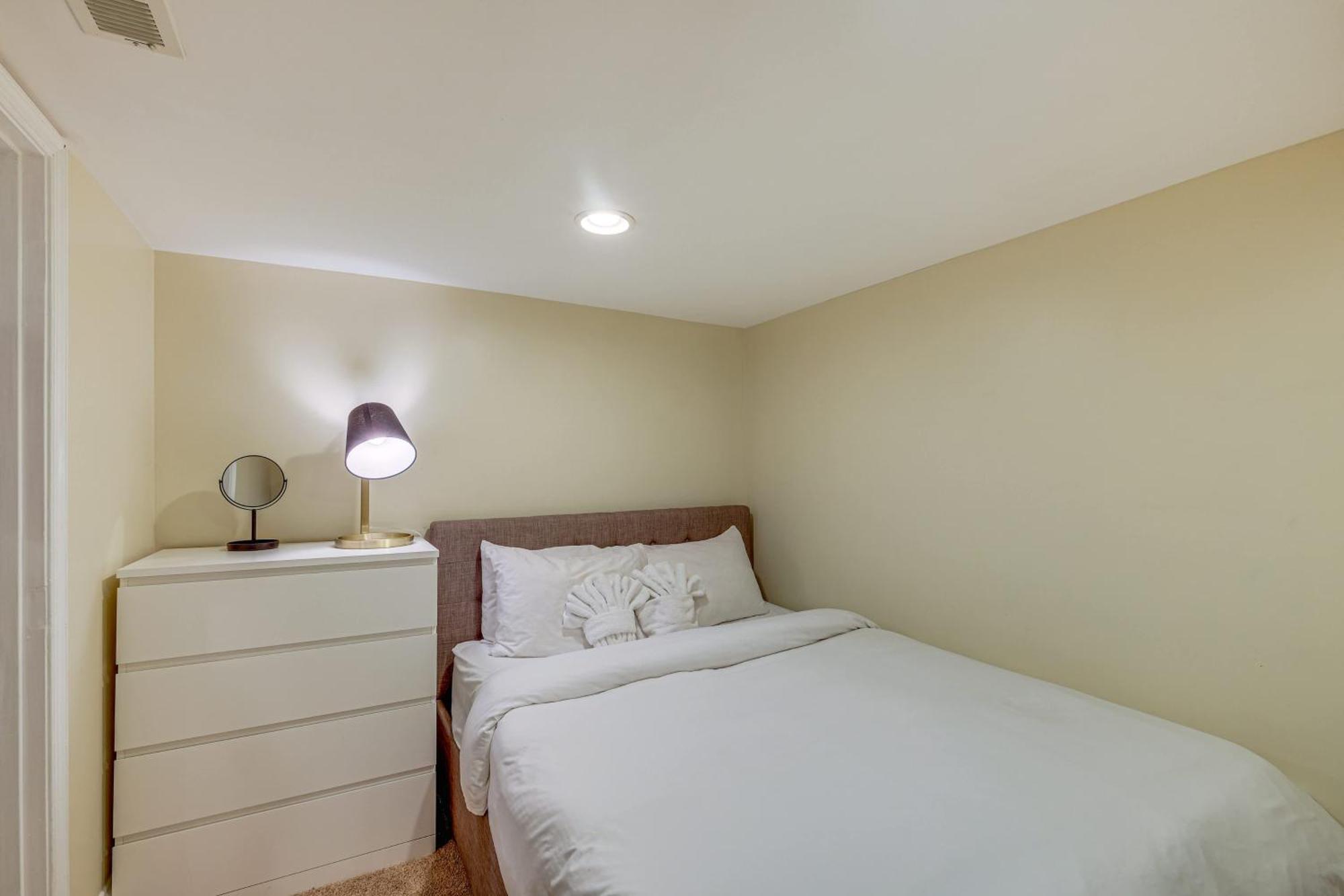 Apartment Historic Capitol Hill Townhouse *