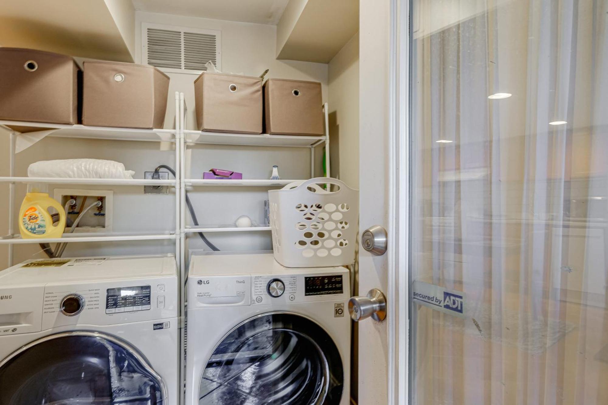 Historic Capitol Hill Townhouse Apartment Washington