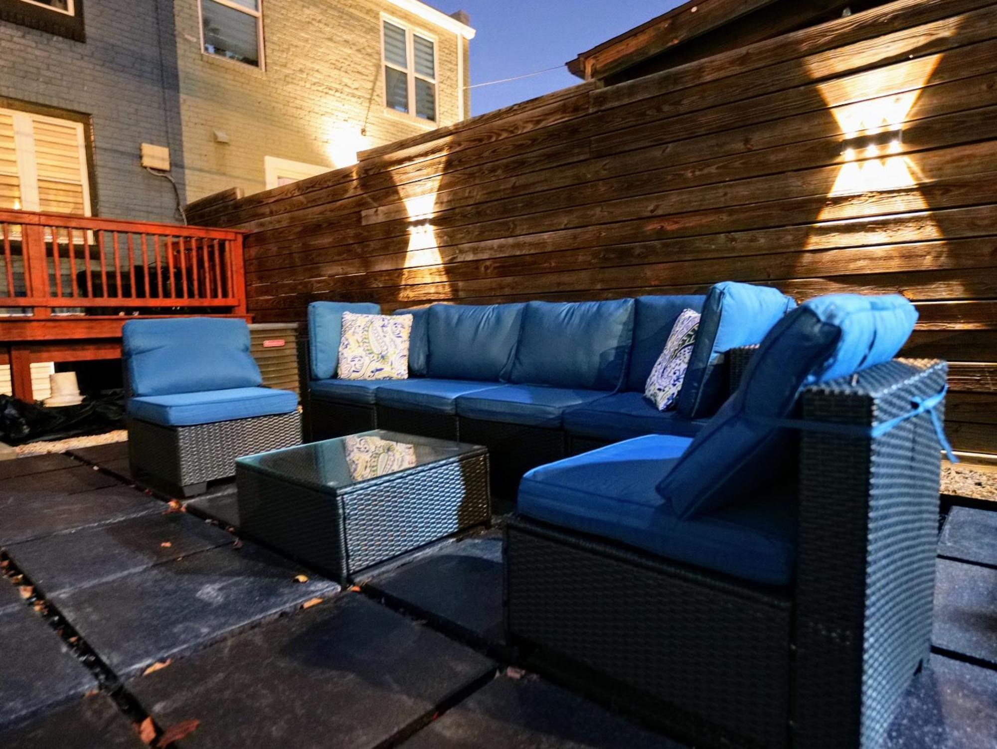 Modern, Chic, 3bd, Metro Accessible And Free Parking *