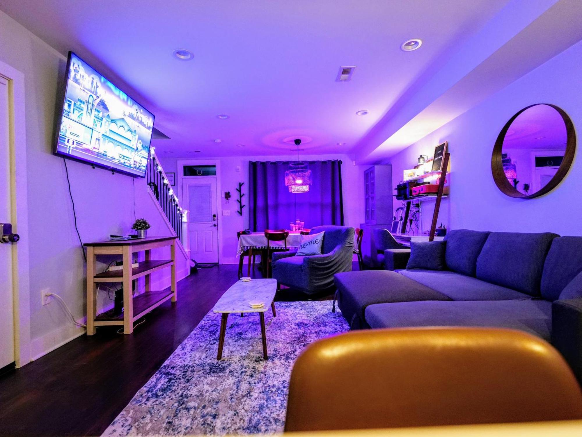 Holiday home Modern, Chic, 3bd, Metro Accessible And Free Parking