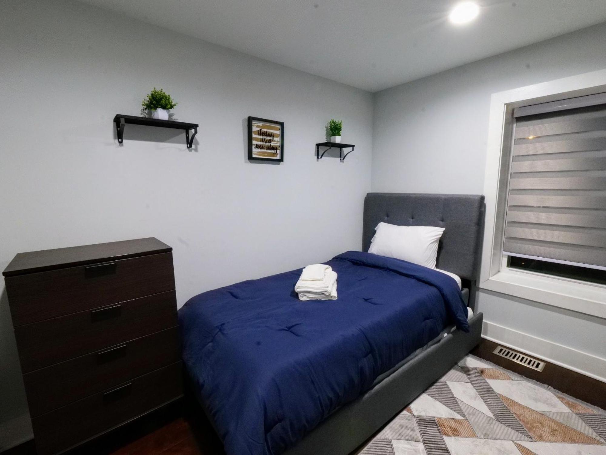 Holiday home Modern, Chic, 3bd, Metro Accessible And Free Parking Washington