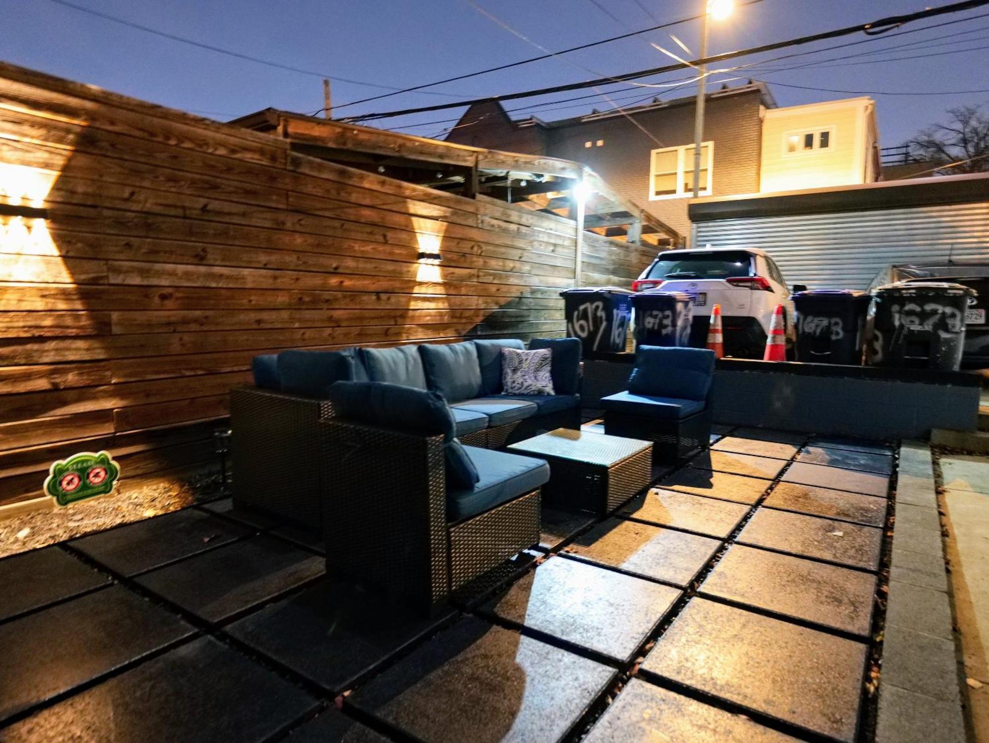 Holiday home Modern, Chic, 3bd, Metro Accessible And Free Parking Washington