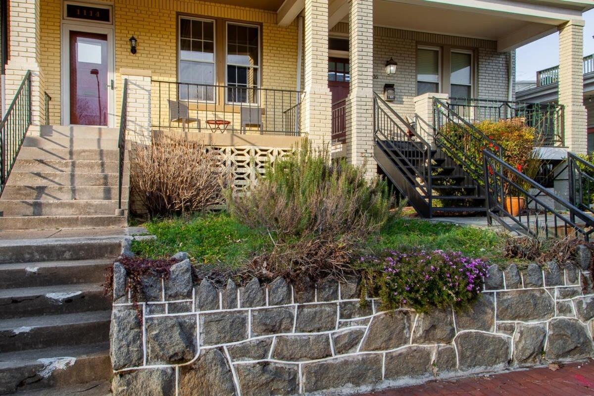 The E St Retreat Lovely 3-br Nestled Between H St & Eastern Market Holiday home Washington