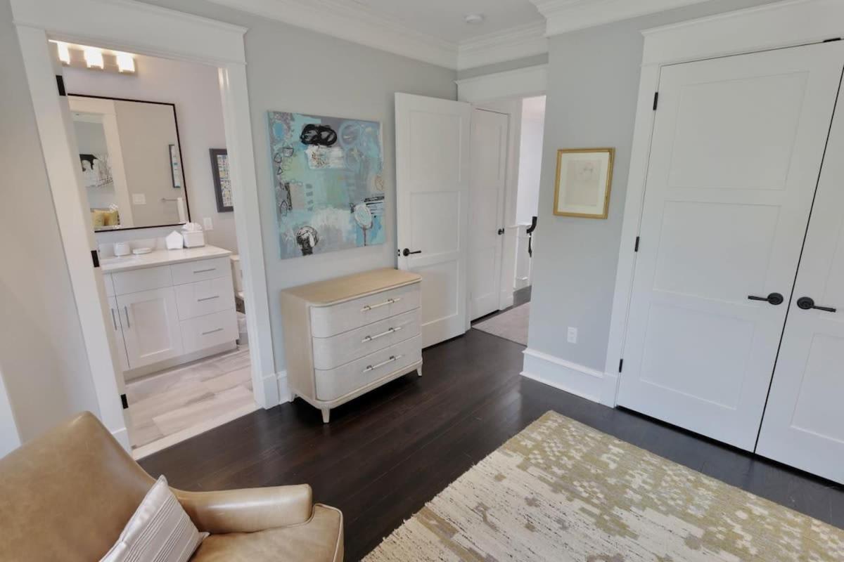Luxurious Mansion In Logan Circle Private Parking Apartment