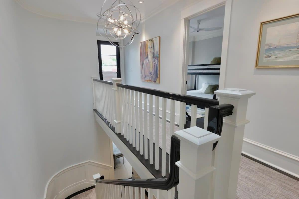 Luxurious Mansion In Logan Circle Private Parking