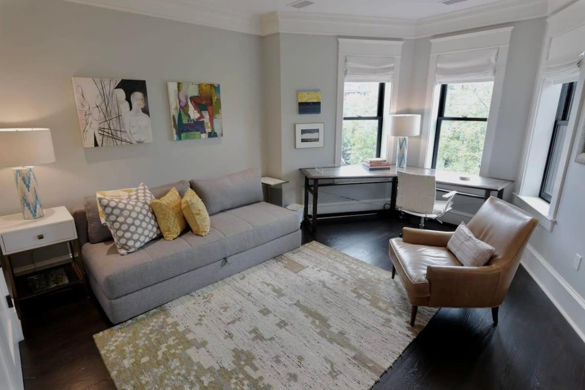 Luxurious Mansion In Logan Circle Private Parking Apartment *