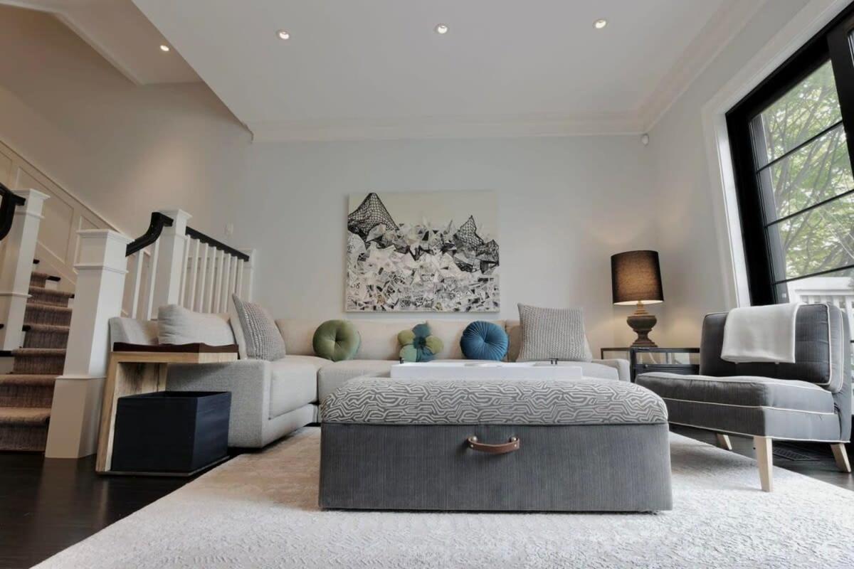 Luxurious Mansion In Logan Circle Private Parking