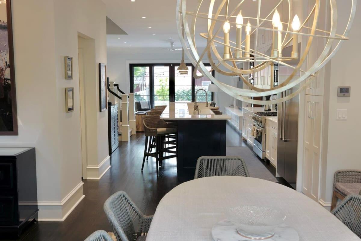 Luxurious Mansion In Logan Circle Private Parking Apartment
