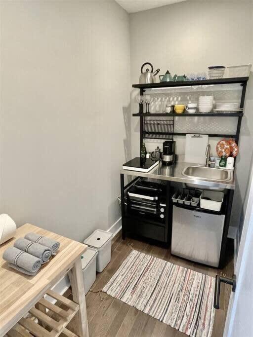 The Little Nest Charming Brookland Parking Apartment Washington