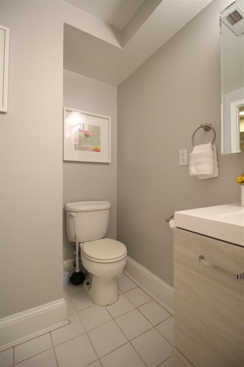 Lincoln Park Place Capitol Hill With Parking Apartment *
