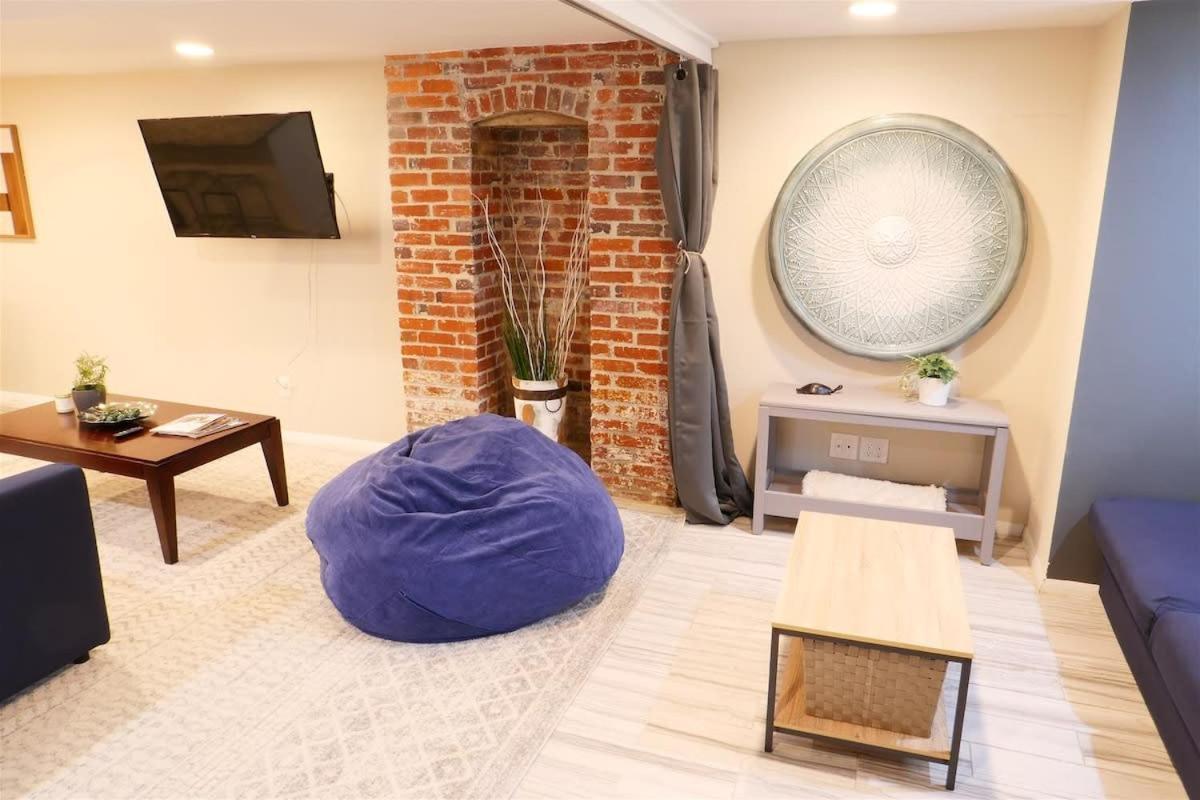 Apartment Exclusive In Shaw Washington