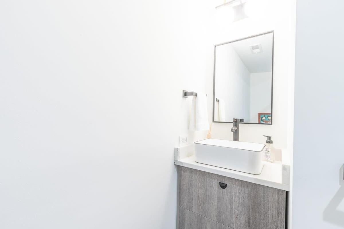 Delightful In The Heart Of Dupont Washington
