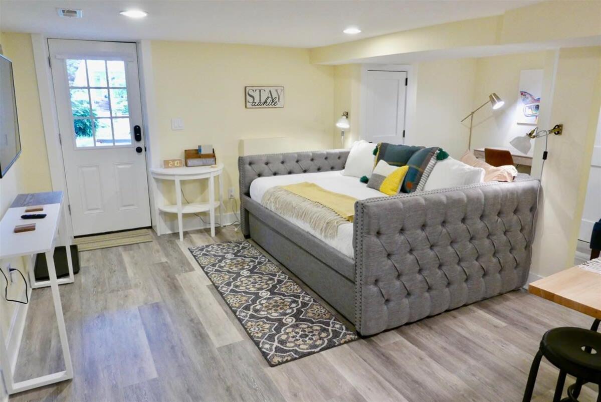 Cozy Industrial Bijou With Parking * Washington