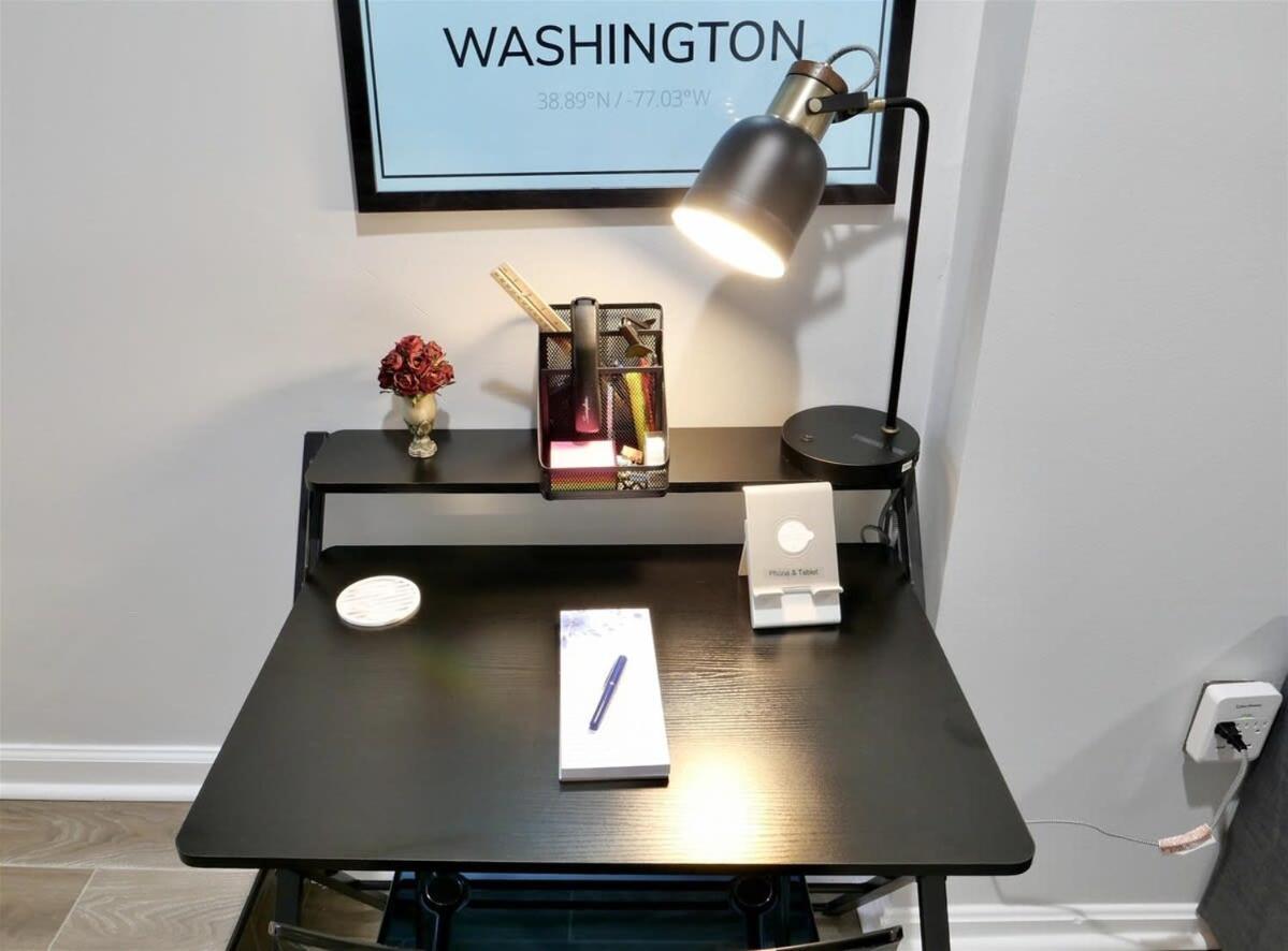 Trendy In Bloomingdale - Parking Apartment Washington