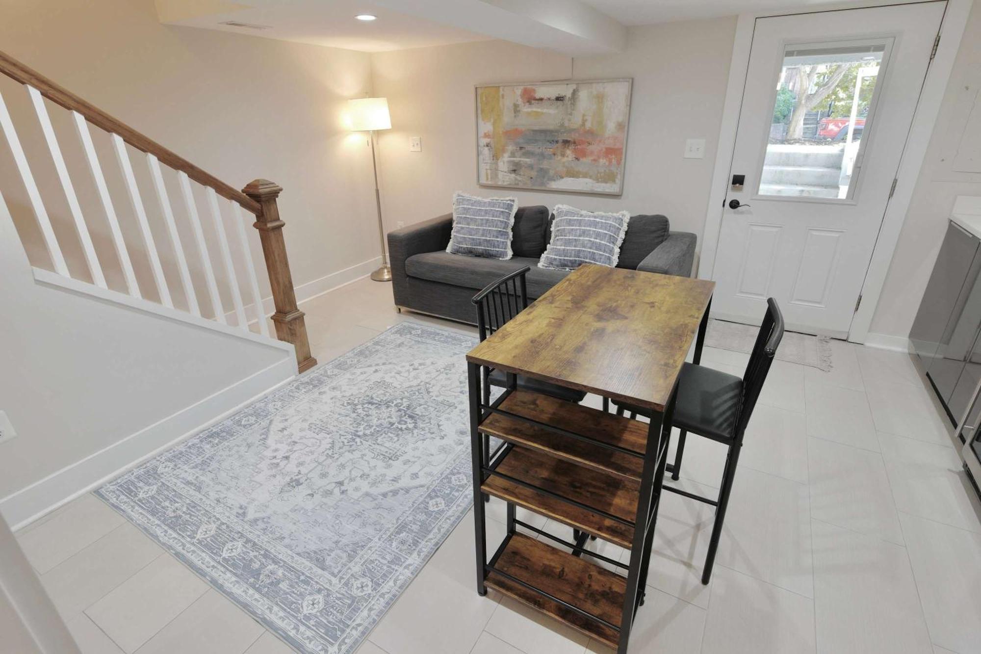 Anchored Abode - Family Friendly Cap Hill Holiday home *