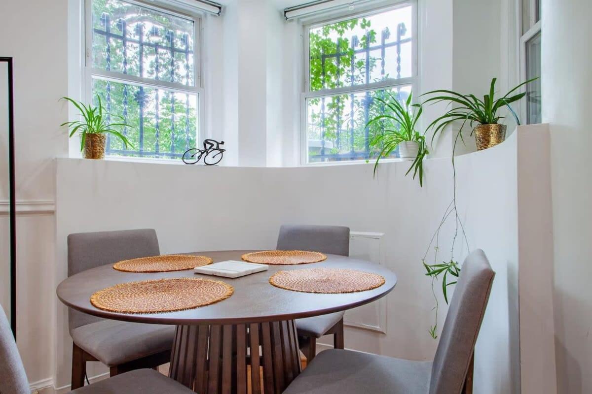 Fancy 1-br In Location Parking Available Holiday home