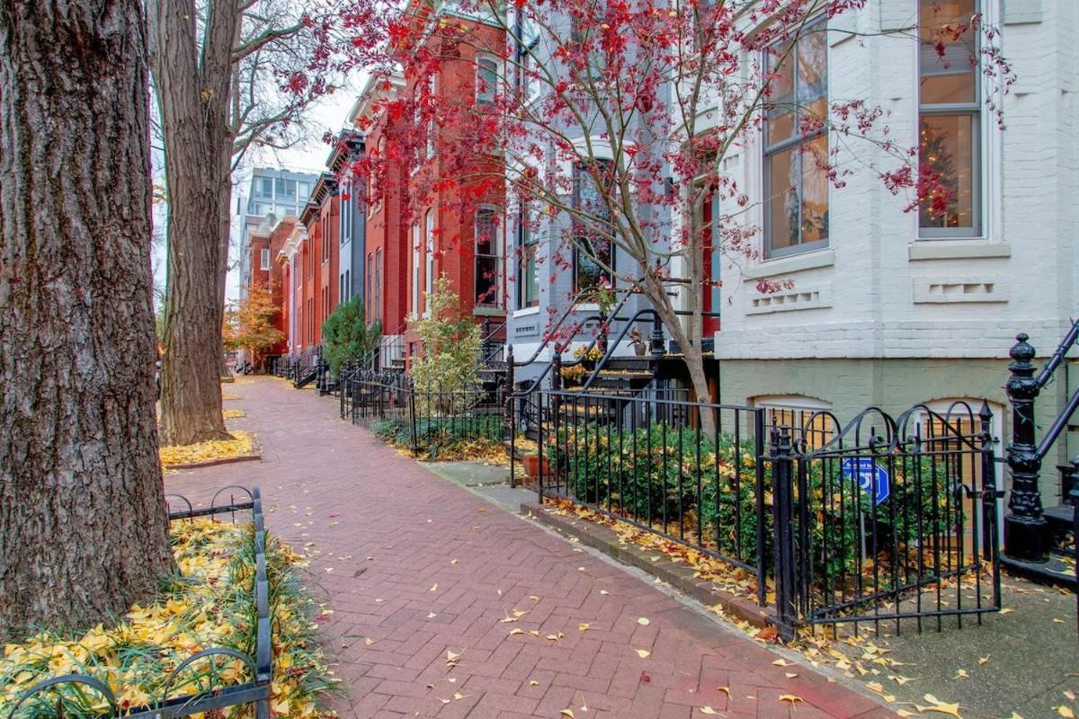 Gem Off Of 14th St Nw Near U St & Logan Circle *