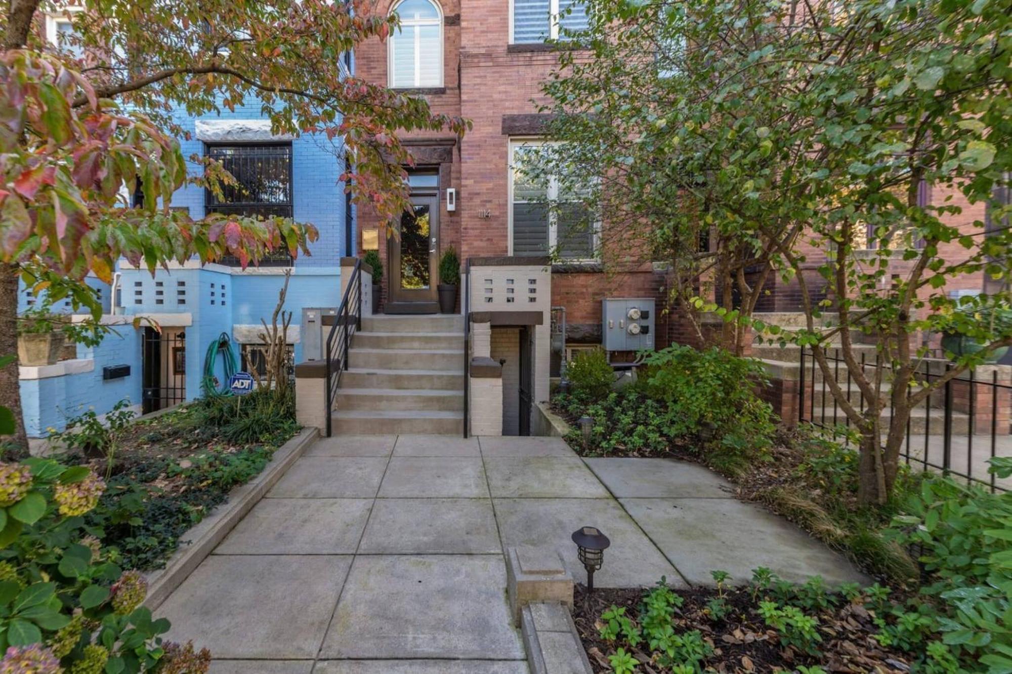 Apartment Charming 2bd1ba In Hip Area - Near Metro Washington