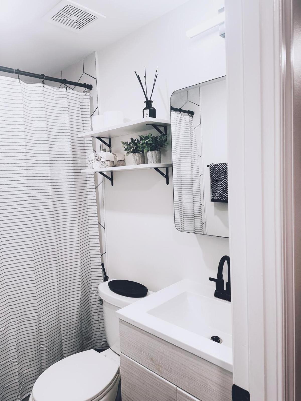 Apartment North Capitol Charm