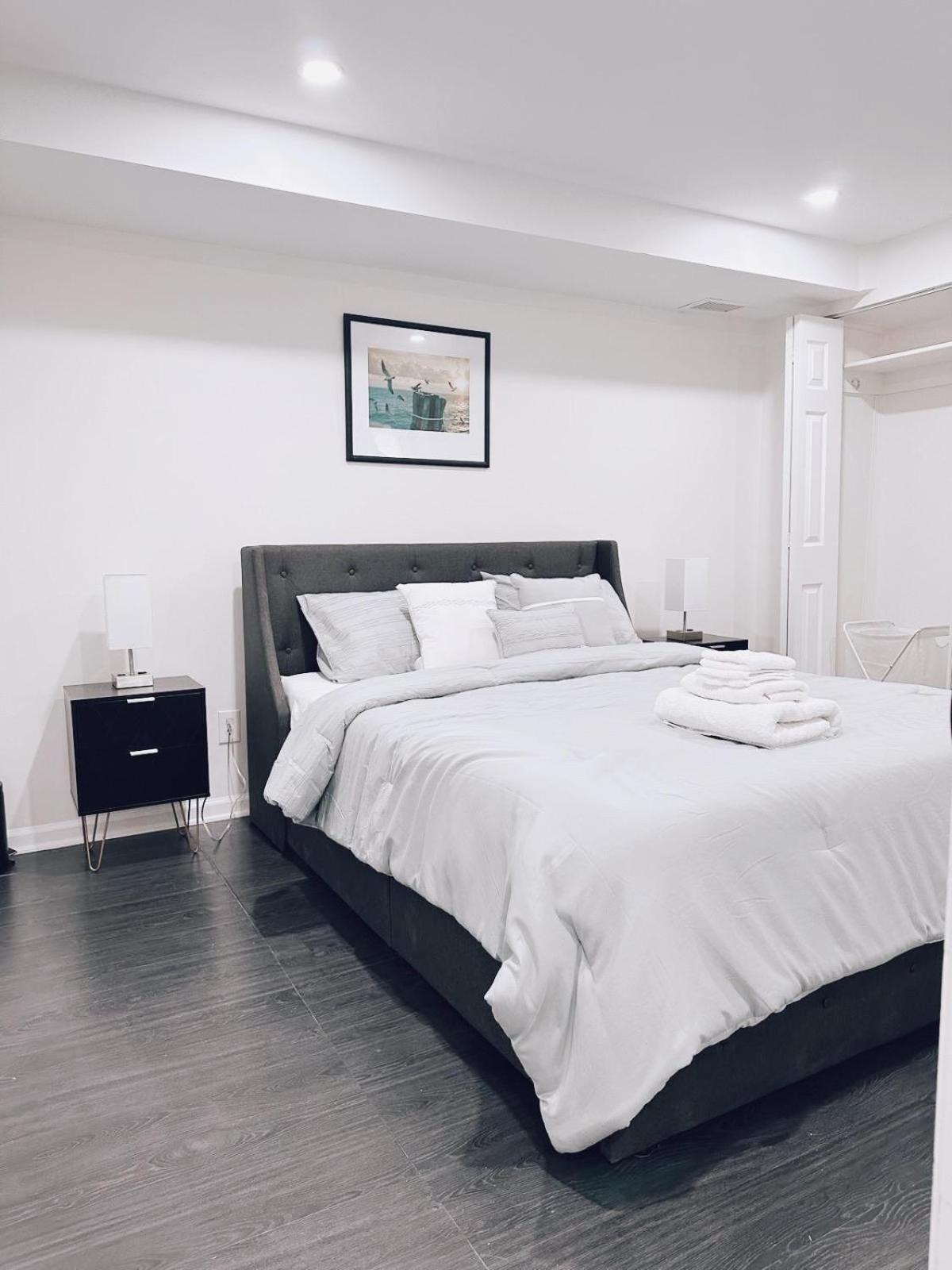 Apartment North Capitol Charm