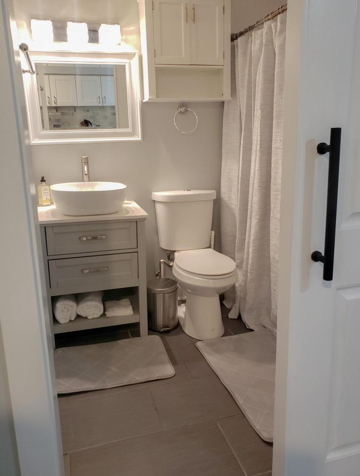 Upscale Getaway In Northeast Dc * Washington