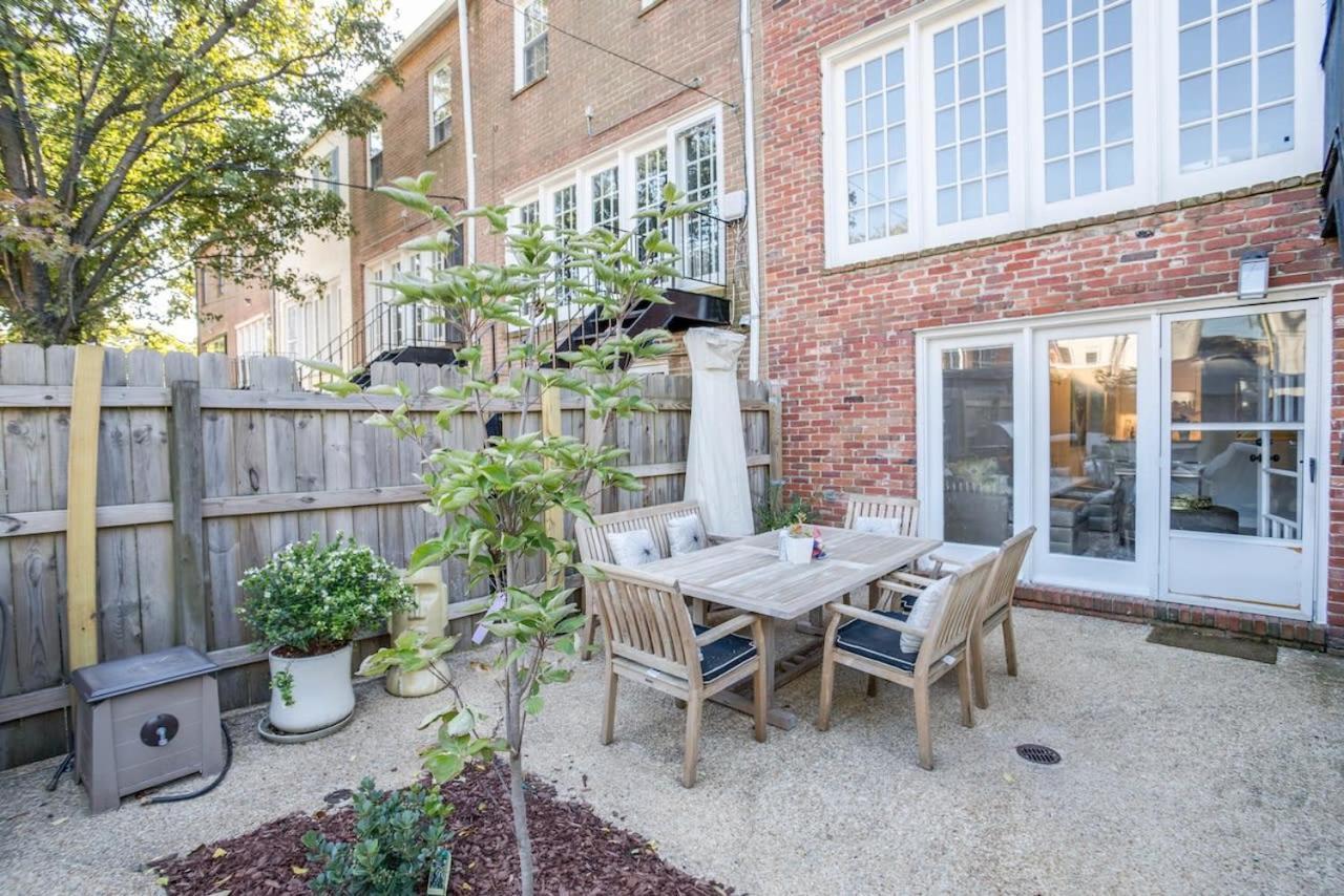 Sojourn Free Parking Capitol Hill Apartment Washington