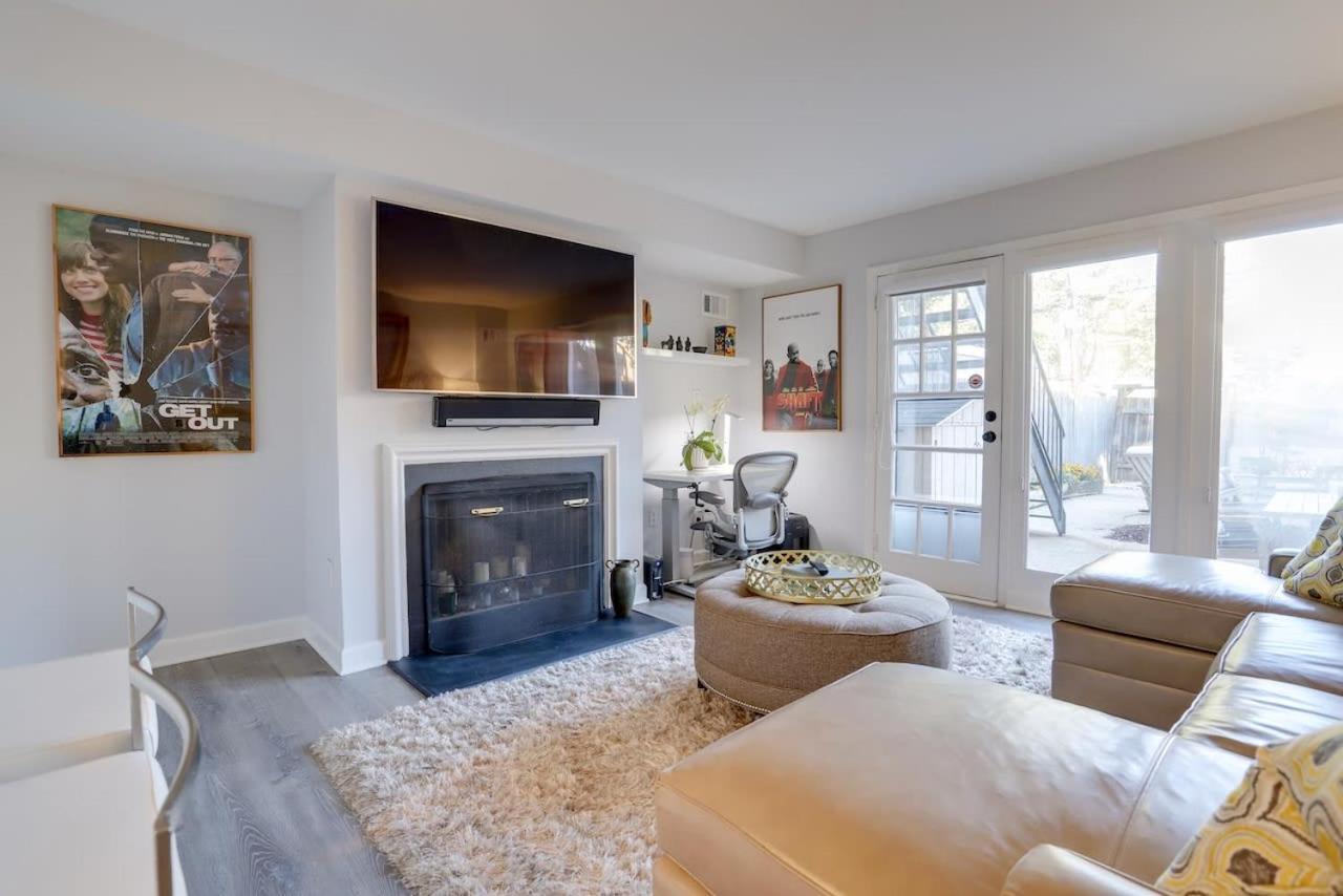 Sojourn Free Parking Capitol Hill Apartment Washington