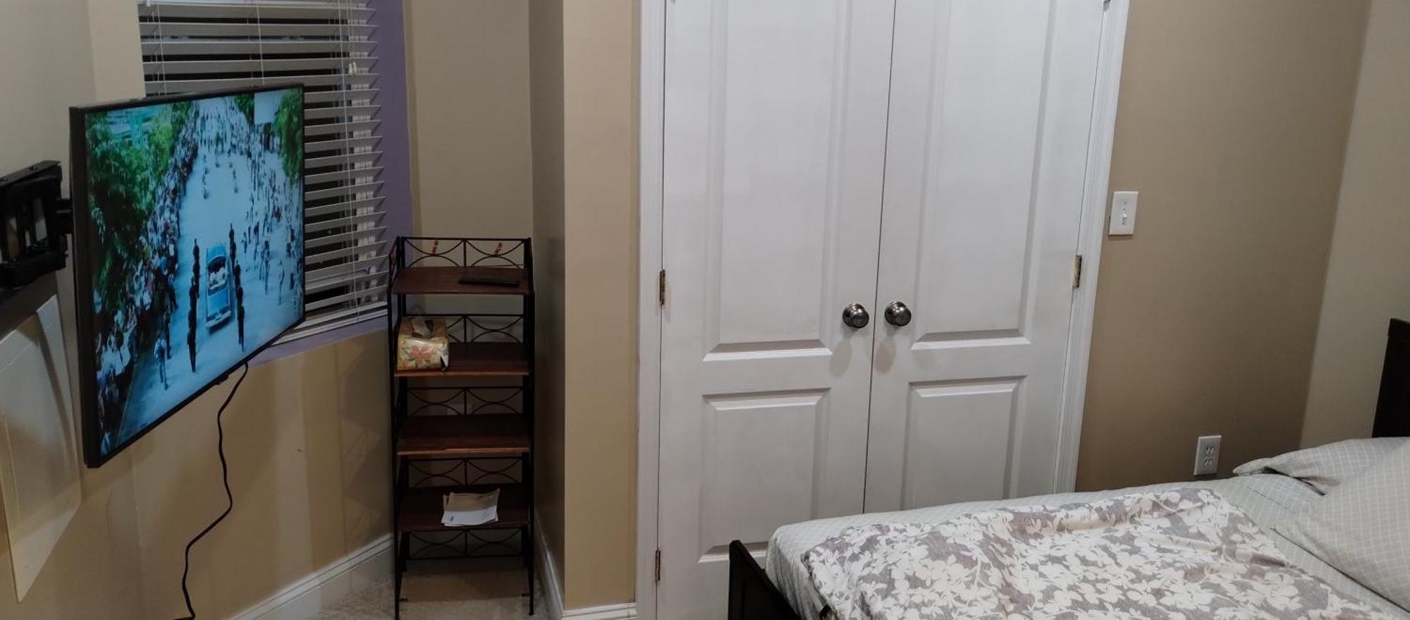 Large 2level 3br, 3ba With Free Parking Near Downtown Dc Aparthotel *