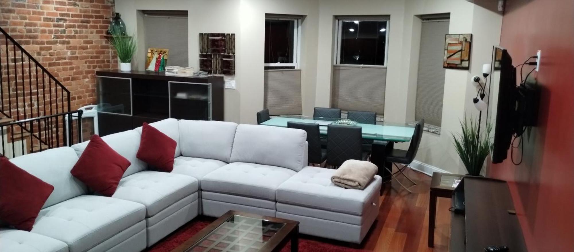 Large 2level 3br, 3ba With Free Parking Near Downtown Dc Aparthotel