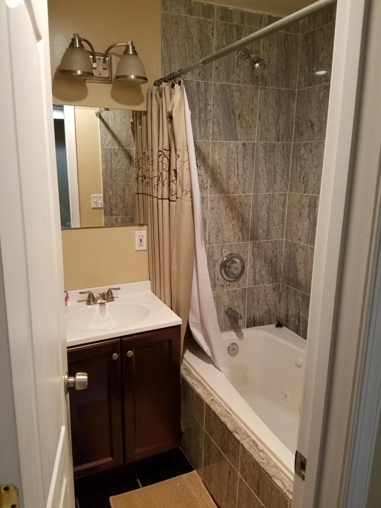 Aparthotel Spacious And Private 3br, 3ba With Free Parking Near Downtown Dc Washington