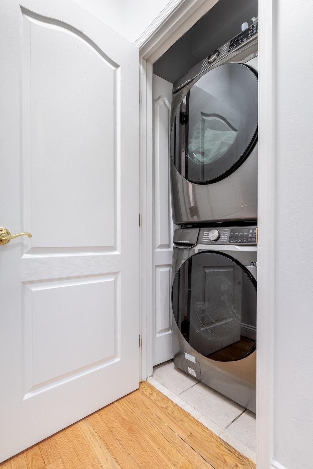 Spacious 4br Dc Townhouse With Jacuzzi & Parking *