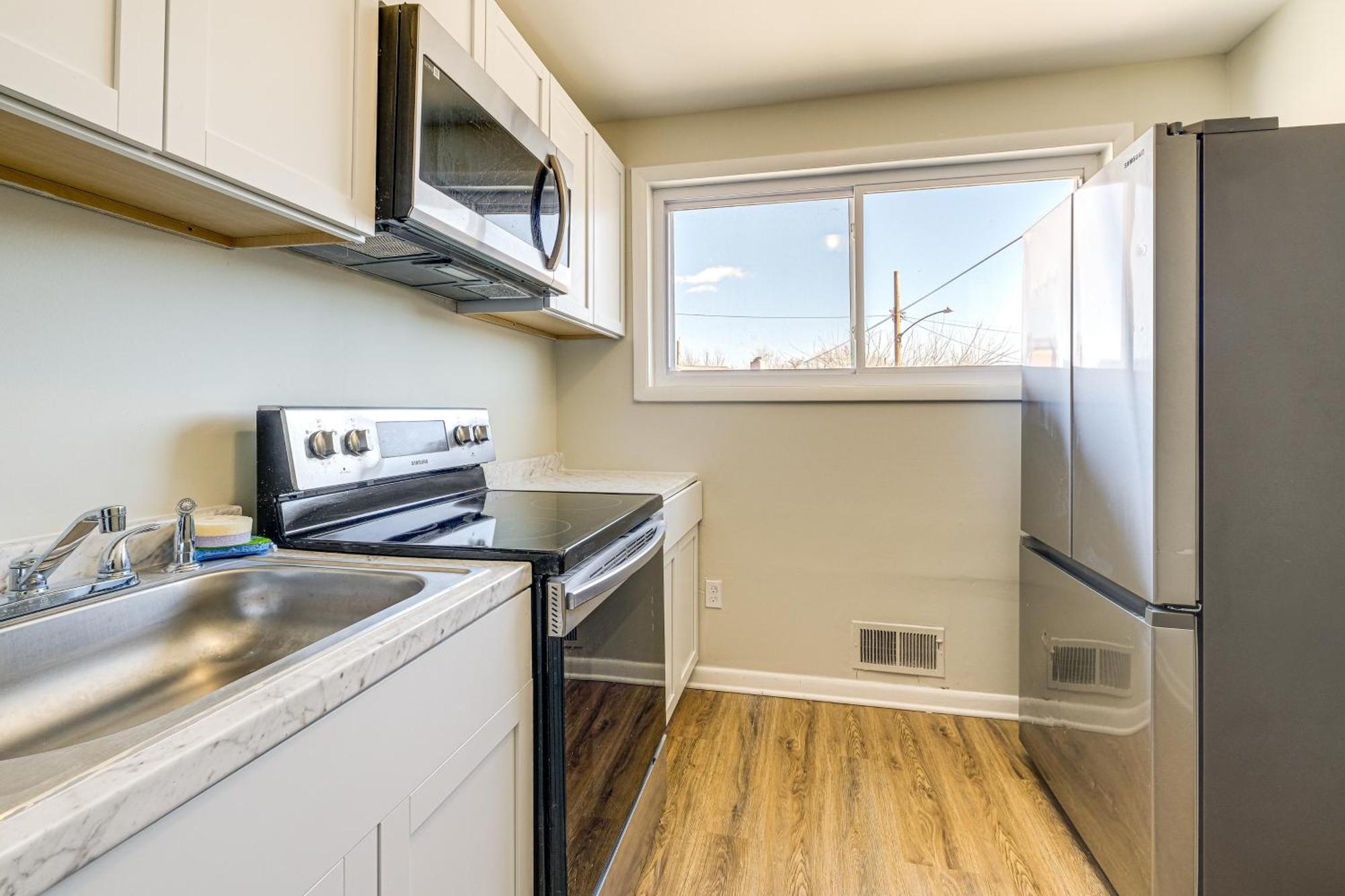 5 Mi To Smithsonian Museum Pet-friendly In Dc Apartment Washington