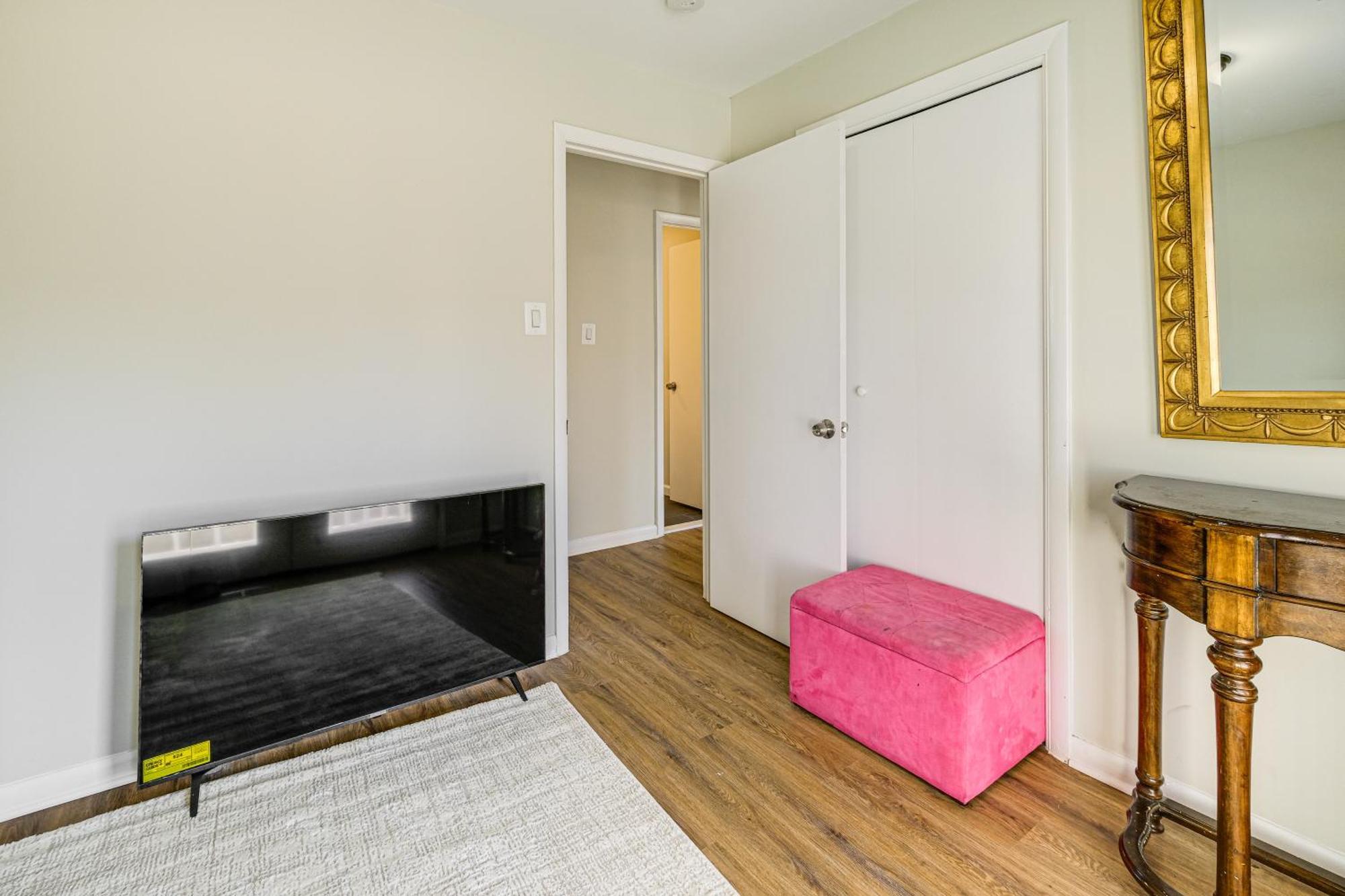 Apartment 5 Mi To Smithsonian Museum Pet-friendly In Dc *