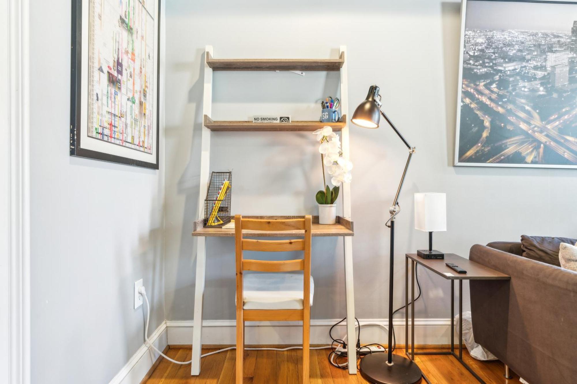 Peaceful 3 Bedroom With Parking, Family Friendly Near Medstar Apartment Washington