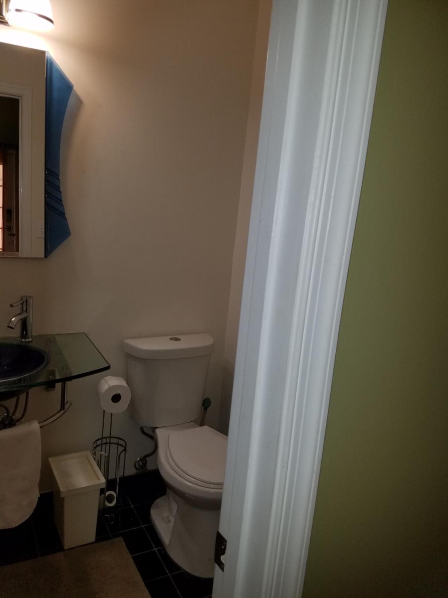 Beautiful 3br 3ba With Free Parking Near Downtown Dc Aparthotel Washington