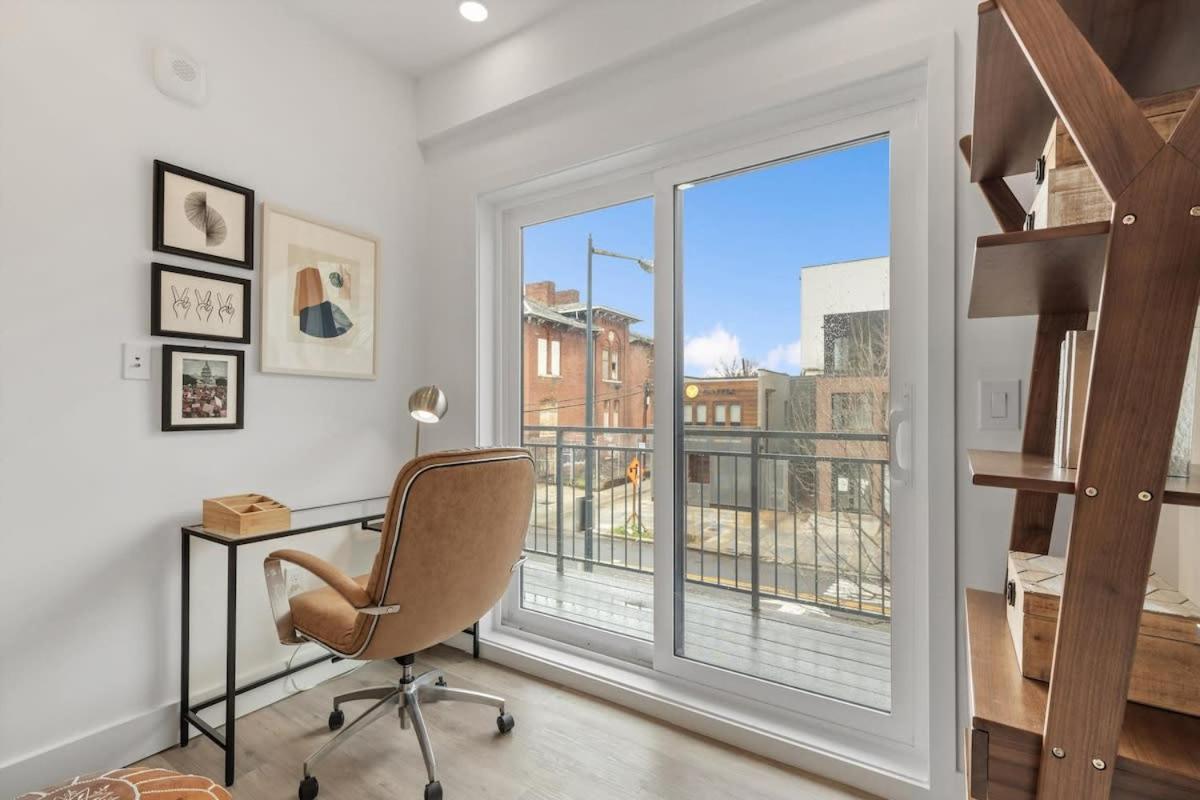Noma Convenience 2-br Near Metro Union Market Apartment Washington