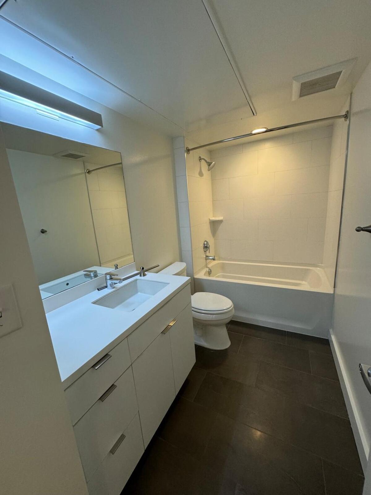 New 1-bedroom In Dc Chic * Washington